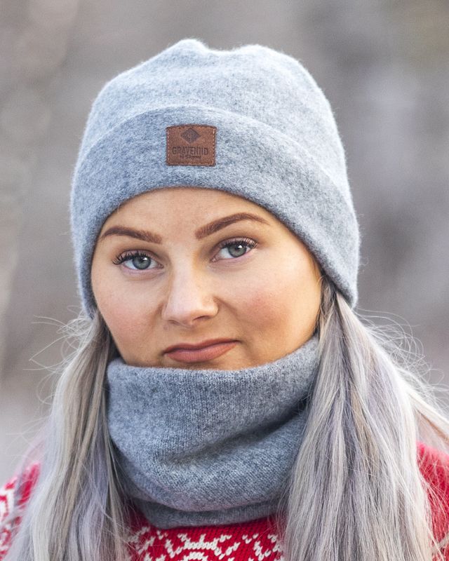 Bivvil hals grå